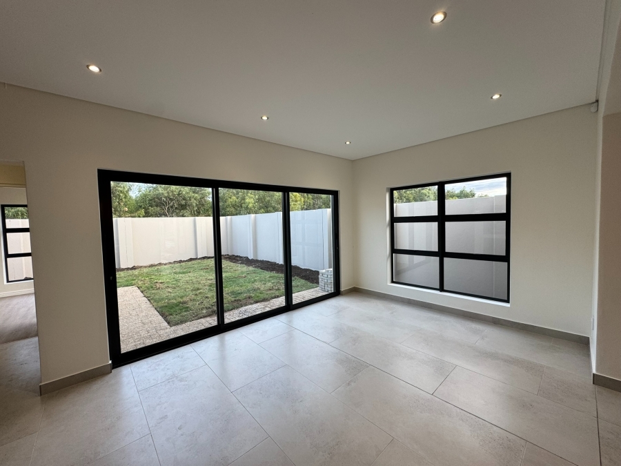 4 Bedroom Property for Sale in Sandown Western Cape